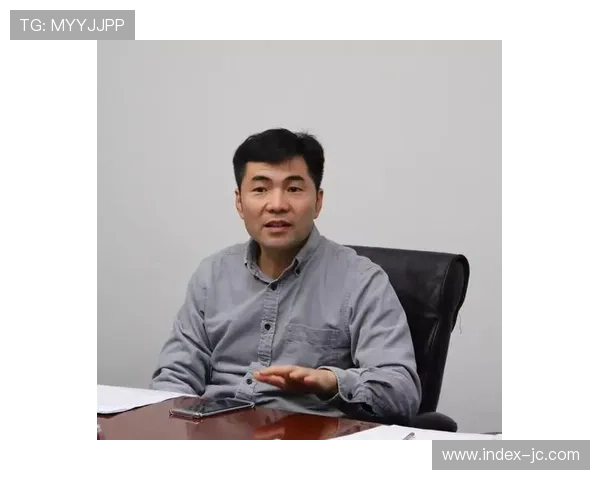 新余工BA淘汰赛:赣美装饰队末节20-0逆转江西博丰 新余工BA淘汰赛:赣美装饰队末节20-0逆转江西博丰