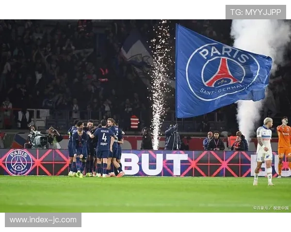 巴黎圣日耳曼主场启用新照明系统，提升观赛体验